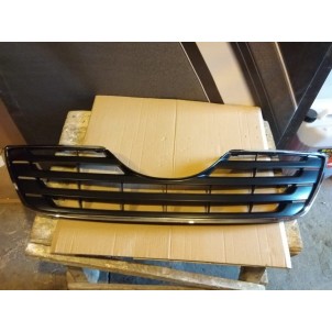 Camry  Решетка радиатора  хромированная-черная (Китай) для Toyota Camry - XV40